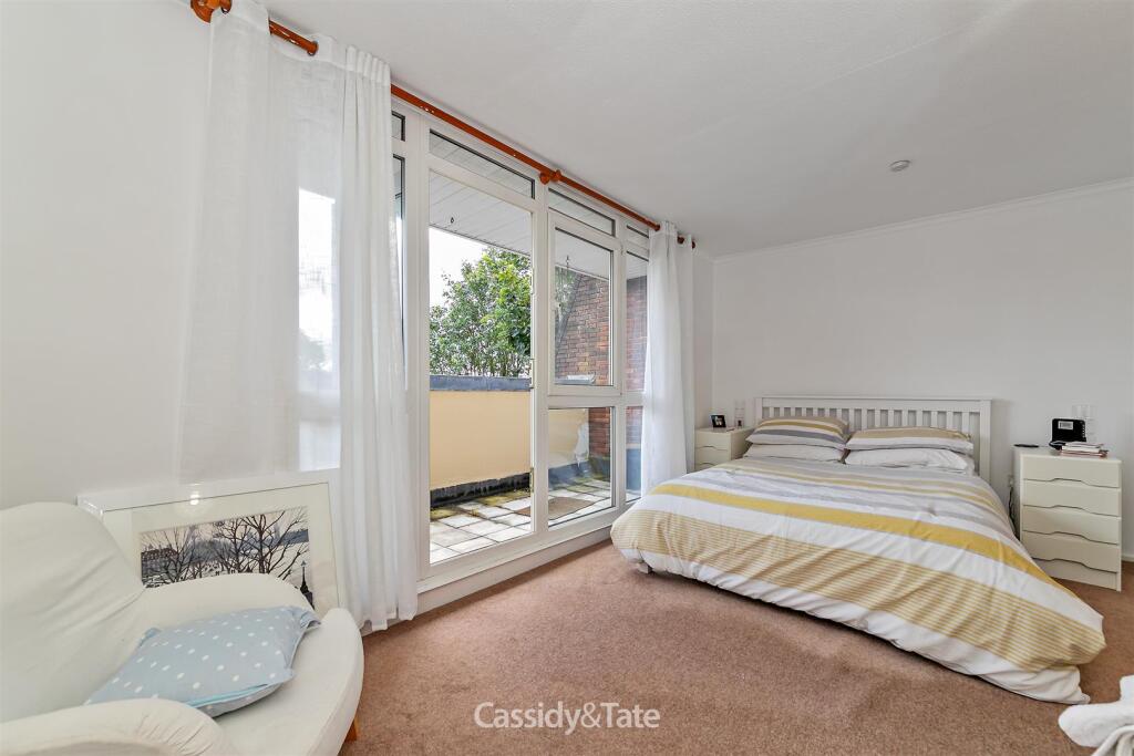 Additional image 13 of 12 Heritage CloseSt AlbansHertfordshire