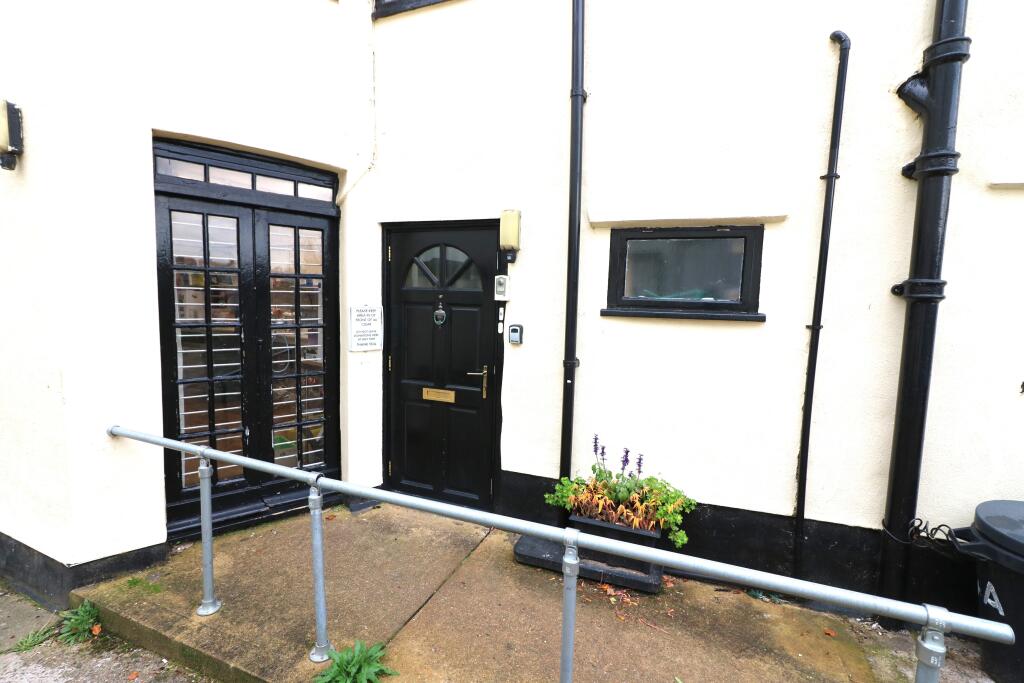 Additional image 13 of High Street, Welwyn, AL6