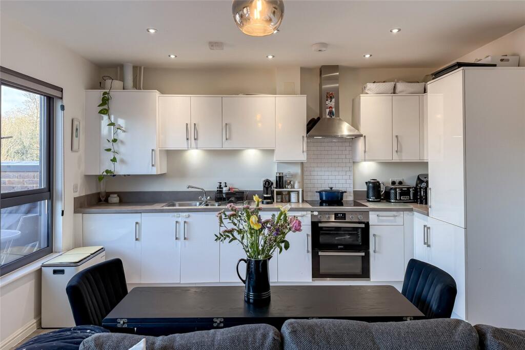 Additional image 15 of Sun Lane, Harpenden, Hertfordshire, AL5