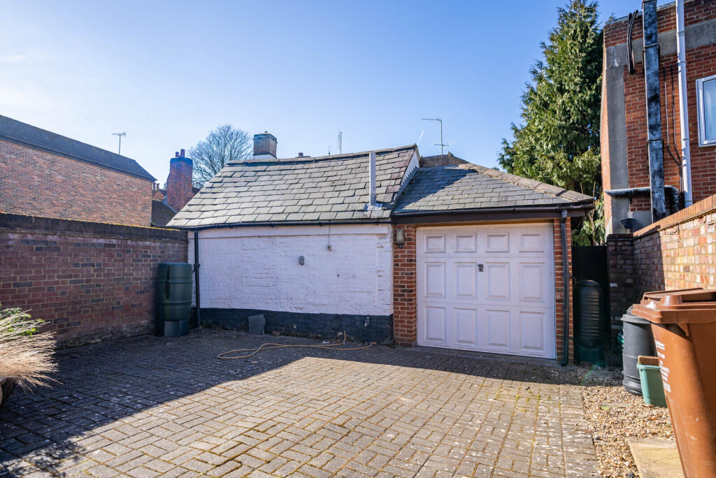 Additional image 19 of High Street, Wheathampstead, St. Albans, Hertfordshire, AL4