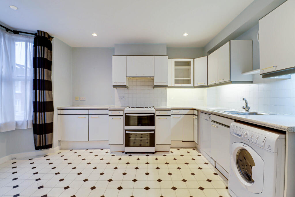 Additional image 9 of West View Road, St. Albans, Hertfordshire, AL3