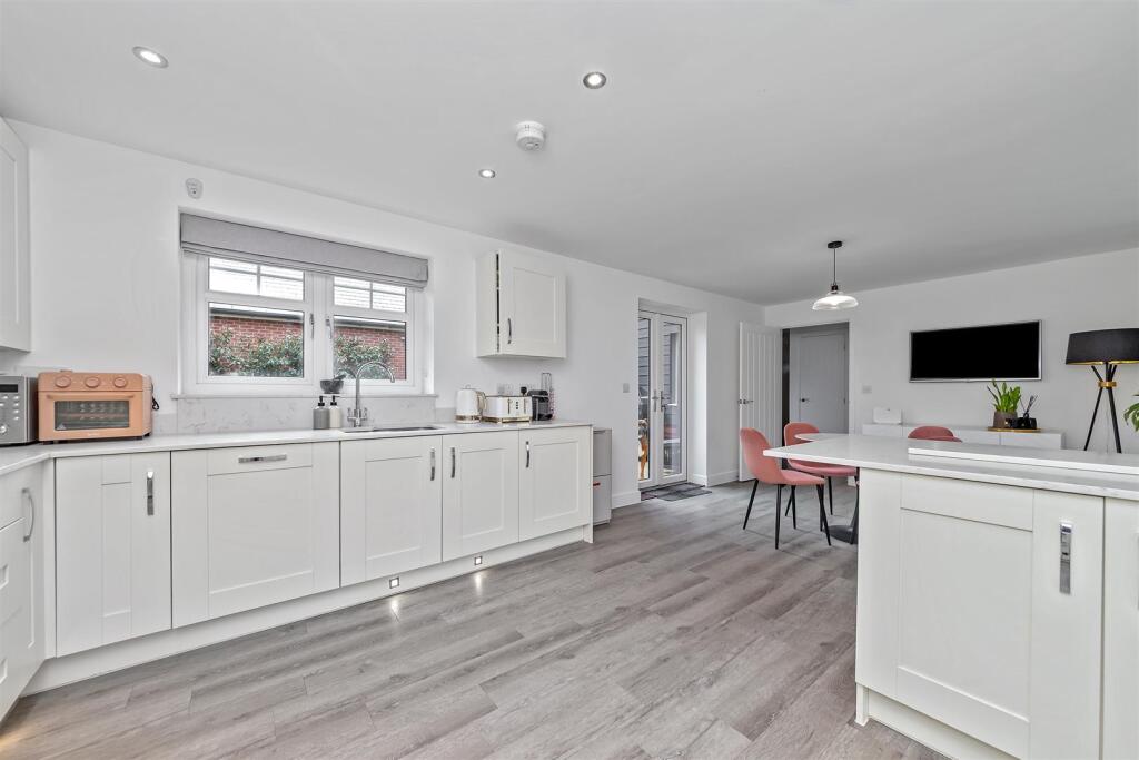 Additional image 20 of Milvus Road, St. Albans