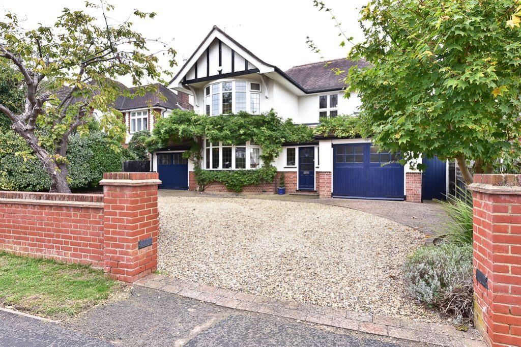 Holloways Lane, Welham Green, AL9