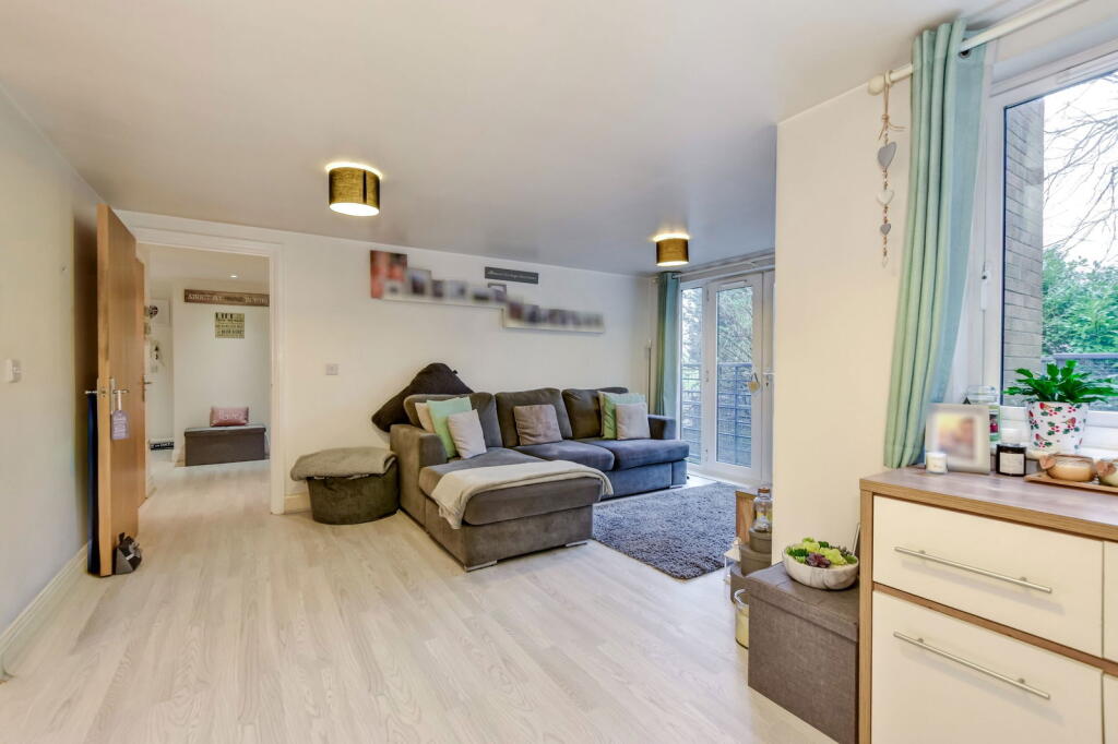 Additional image 4 of The Uplands, Bricket Wood, St. Albans, AL2 3UW