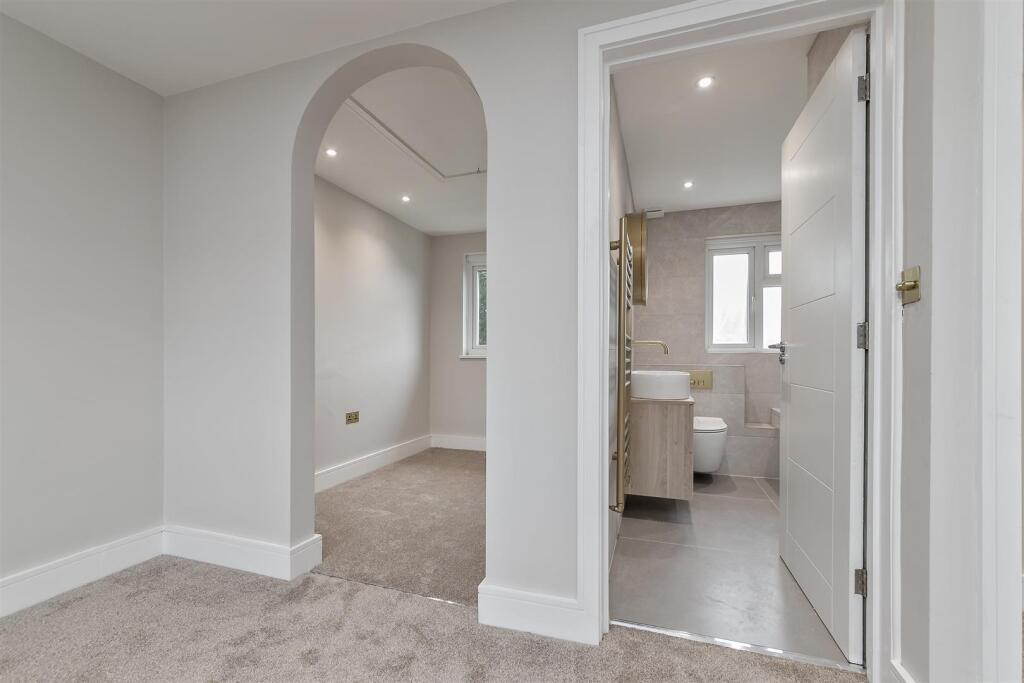 Additional image 15 of Wych Elms, Park Street