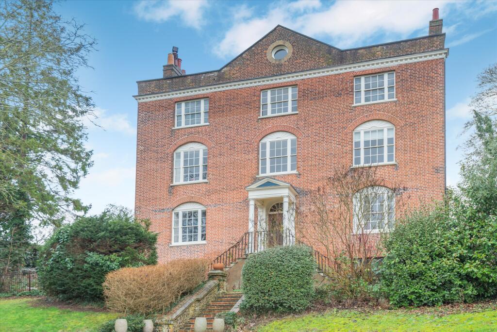 Park Street, Hatfield, Hertfordshire AL9