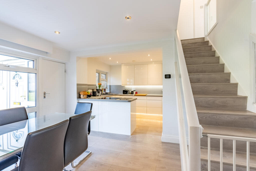 Additional image 6 of Whitecroft, St. Albans, Hertfordshire, AL1