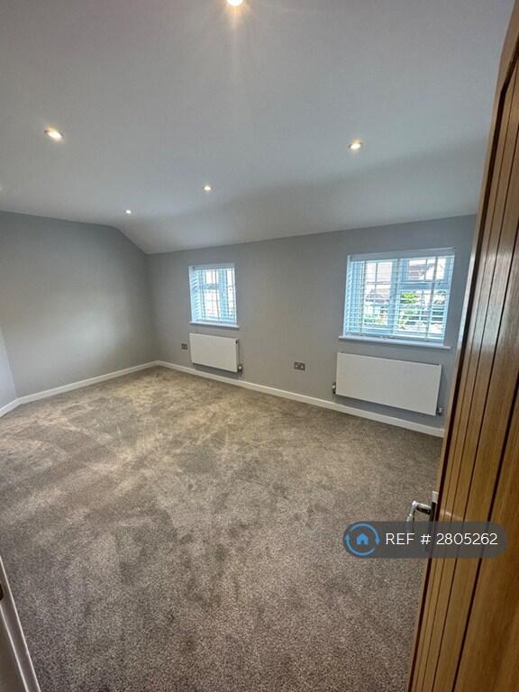Additional image 6 of The Crescent, Welwyn, AL6
