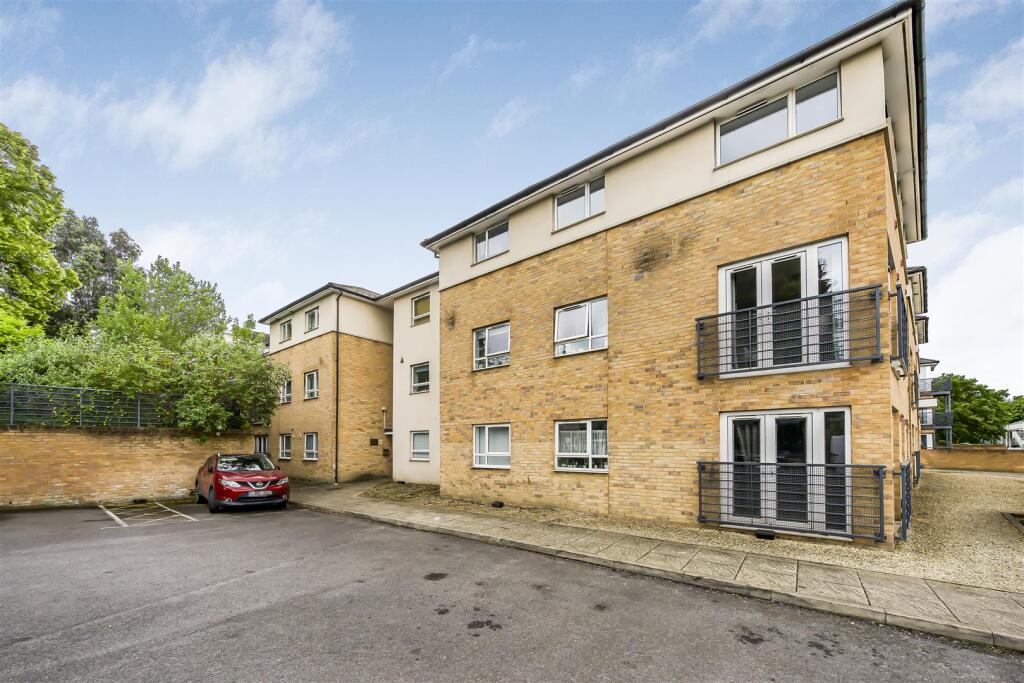 Additional image 10 of Gateway Court, Bricket Wood, St. Albans