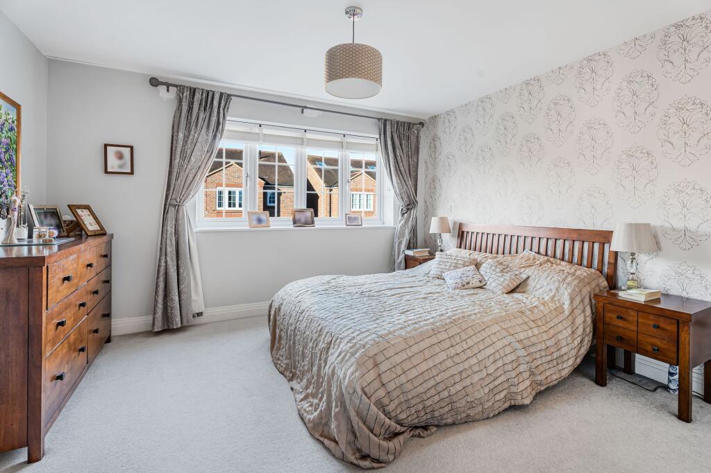 Additional image 18 of Mortimer Crescent, Kings Park, AL3