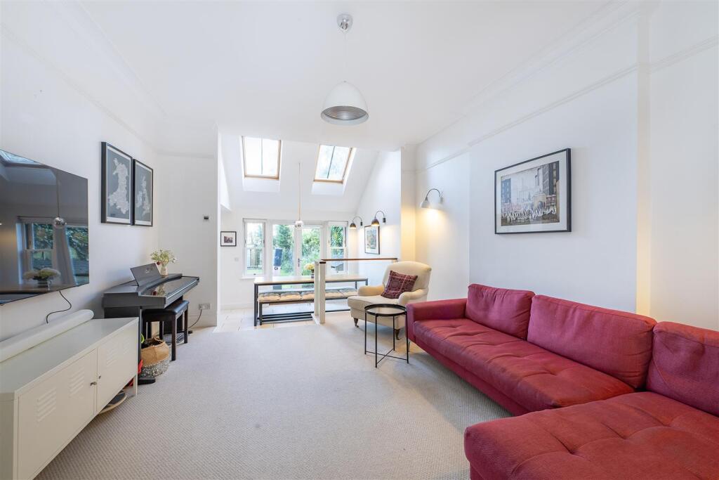 Additional image 4 of Moreton Avenue, Harpenden