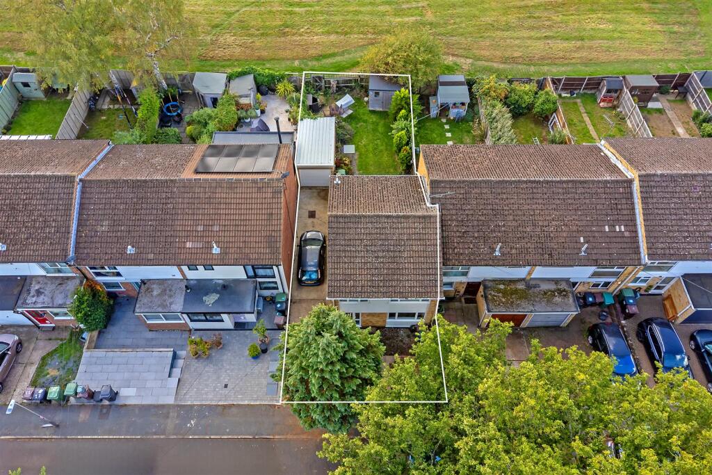 Additional image 16 of Pinewood Close, St. Albans