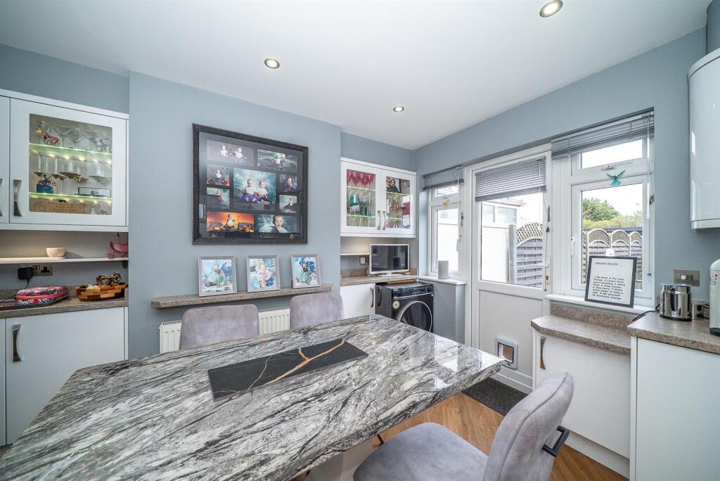 Additional image 9 of Shenley Lane, London Colney, St. Albans