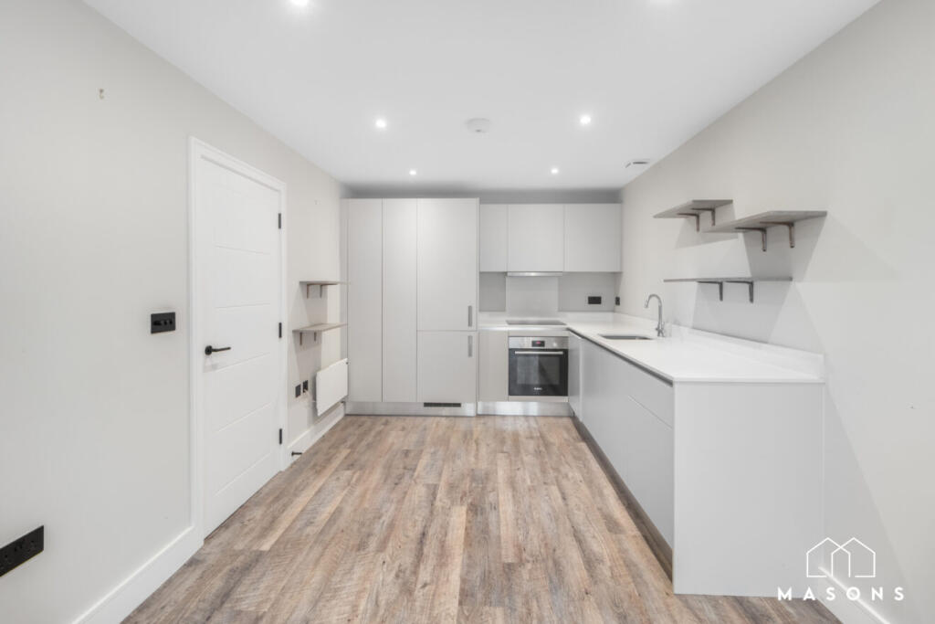 Additional image 18 of Fountain House, Parkway, Welwyn Garden City, Hertfordshire, AL8 6DS