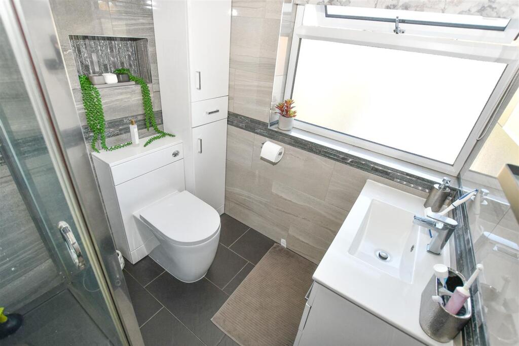 Additional image 11 of Kings Road, London Colney, AL2