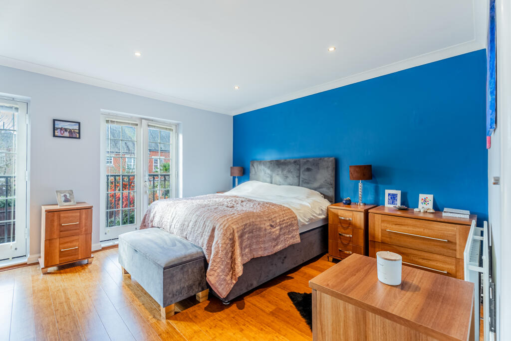 Additional image 6 of Beningfield Drive, London Colney, St. Albans, Hertfordshire, AL2