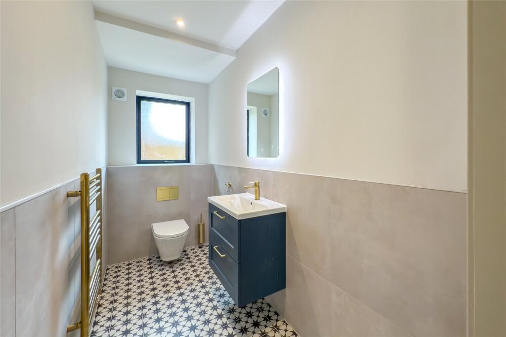 Additional image 24 of Poplars House, Kennel Lane, Kinsbourne Green, Harpenden, Hertfordshire, AL5