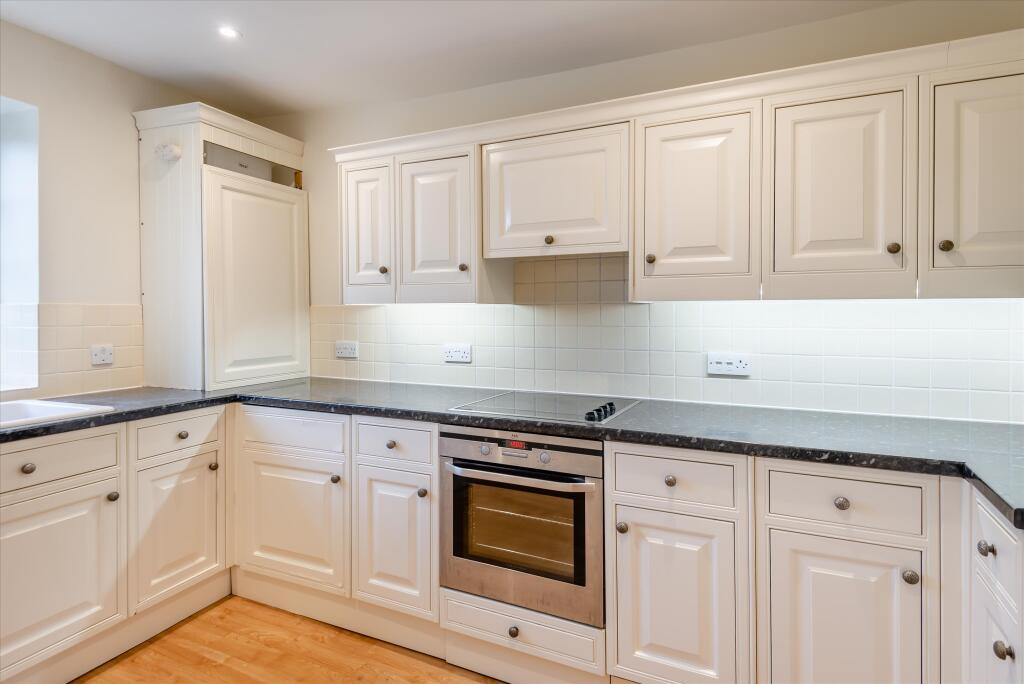 Additional image 8 of Park Street, Hatfield, Hertfordshire AL9