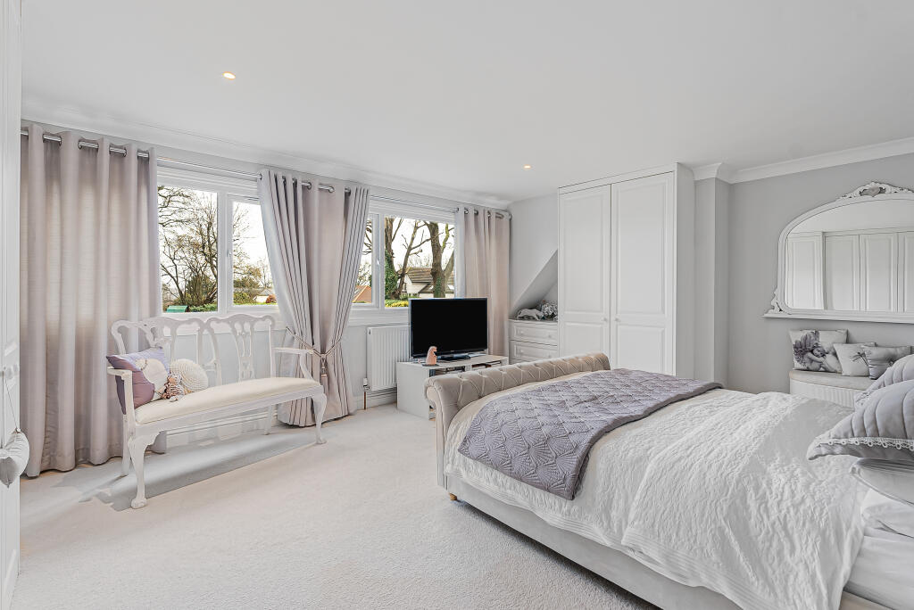 Additional image 18 of The Drive, Welwyn, Hertfordshire, AL6