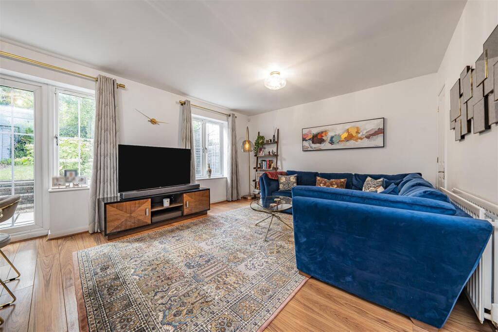 Additional image 4 of Oakwood Road, Bricket Wood, St. Albans