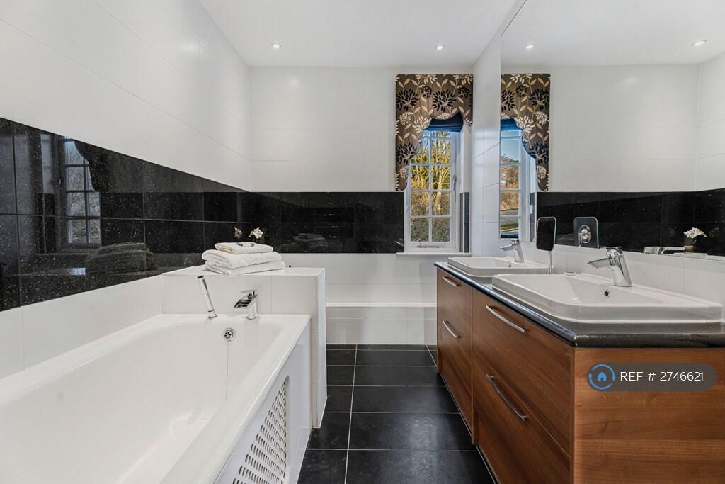 Additional image 11 of Coleman Green Lane, Wheathampstead, St. Albans, AL4