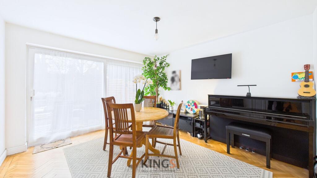 Additional image 3 of Beehive Green, Welwyn Garden City, AL7