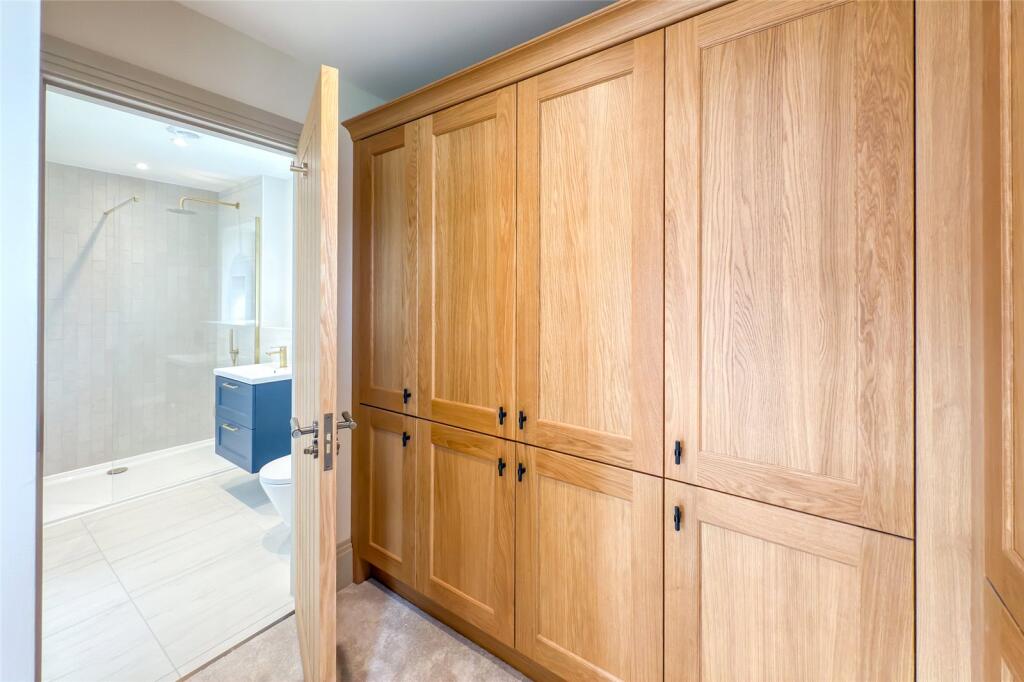 Additional image 18 of Poplars House, Kennel Lane, Kinsbourne Green, Harpenden, Hertfordshire, AL5