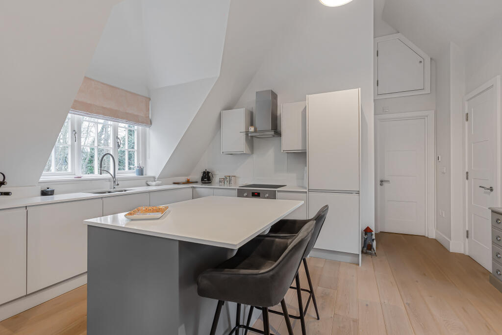 Additional image 5 of Beecholme, 54 Codicote Road, Welwyn, Hertfordshire, AL6