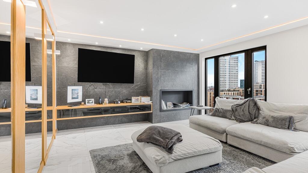 Additional image 3 of Royal Arch Apartments, Mailbox, Wharfside Street, Birmingham, B1