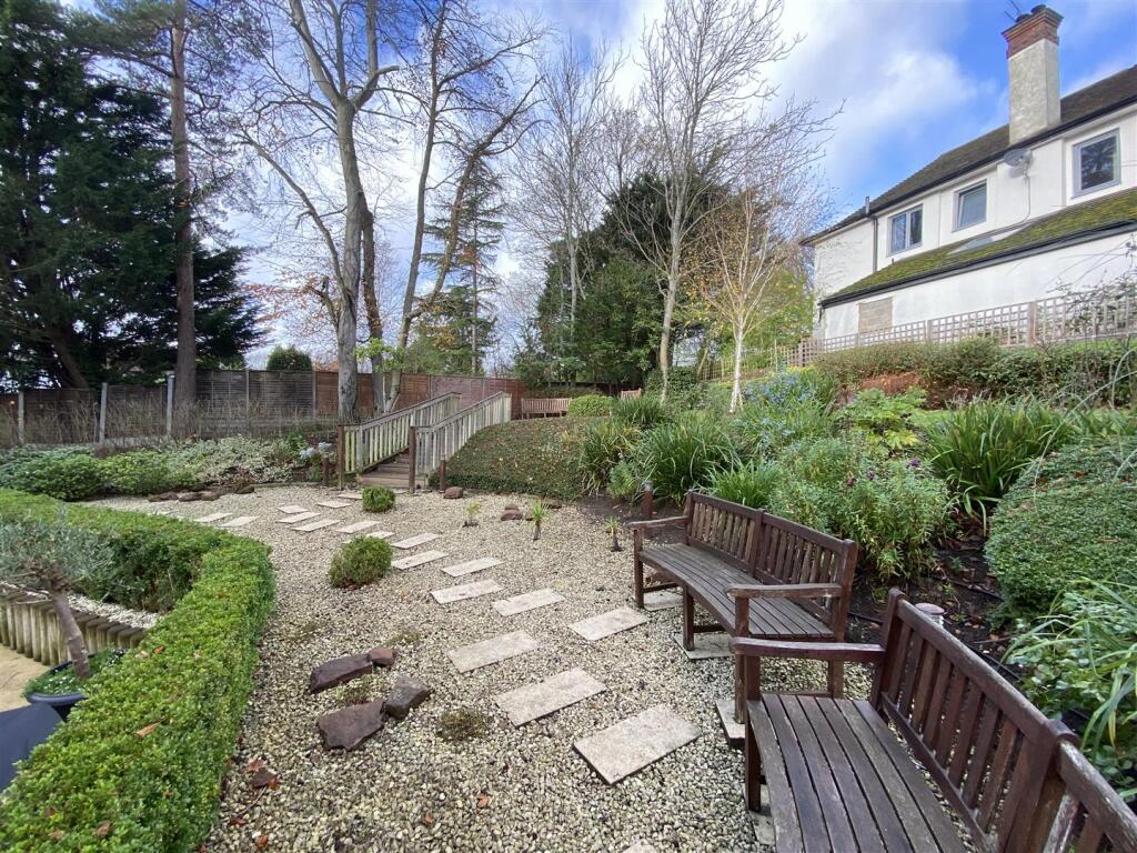 Additional image 12 of Georges Wood Road, Brookmans Park