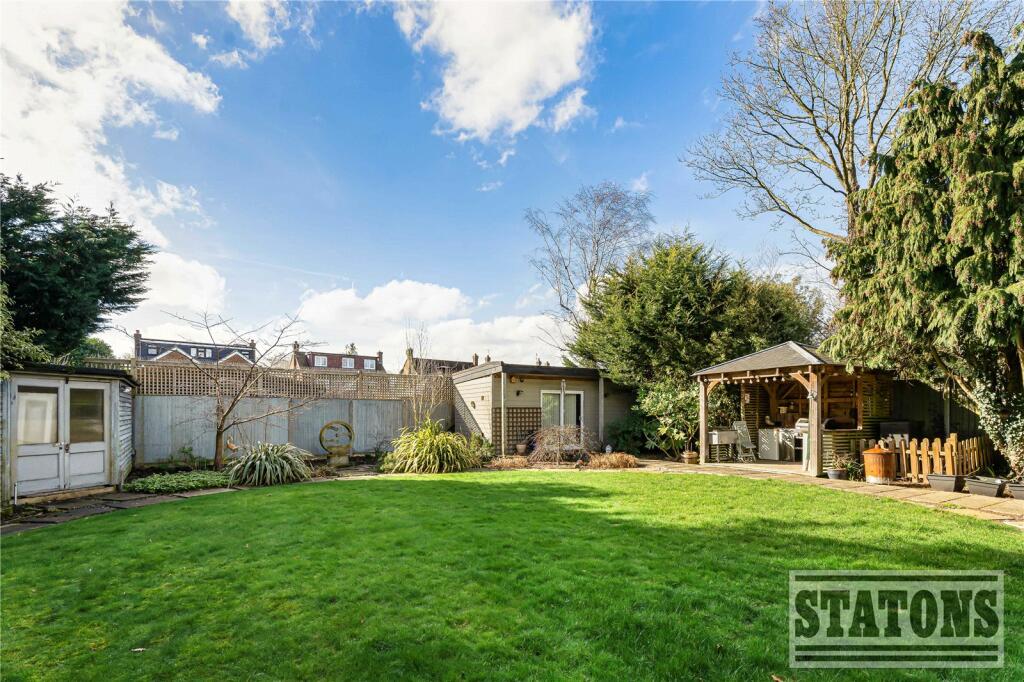 Additional image 30 of Upland Drive, Brookmans Park, Hatfield, Hertfordshire, AL9