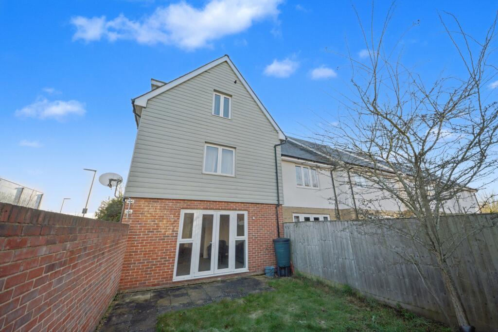 Additional image 21 of Appletree Way, Welwyn Garden City