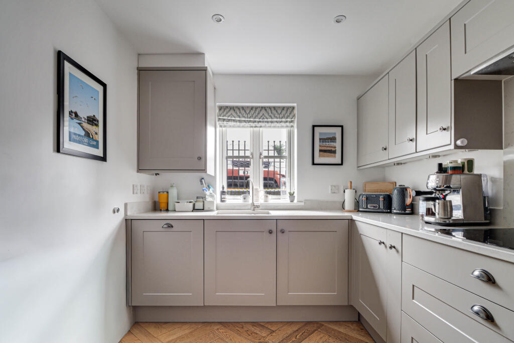 Additional image 9 of Black Cat Close, Redbourn, AL3