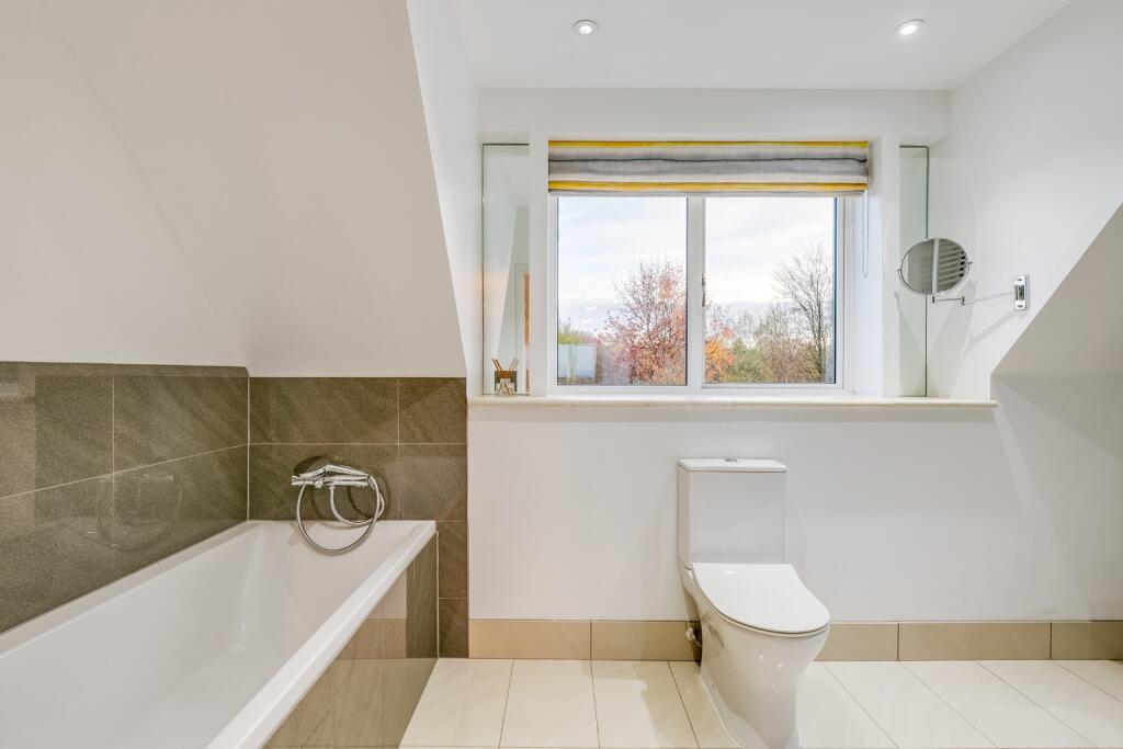 Additional image 17 of Burnham Green Road, Welwyn, Hertfordshire, AL6