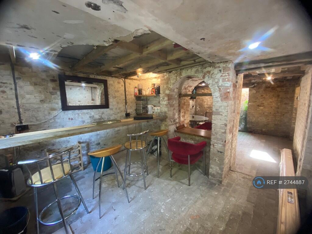 Additional image 14 of Tower Hill Lane, St. Albans, AL4