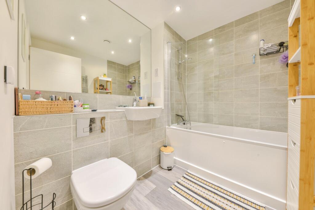 Additional image 17 of Town Centre, Hatfield, AL10