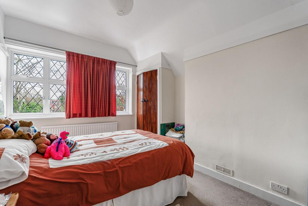 Additional image 17 of The Close, Brookmans Park, AL9