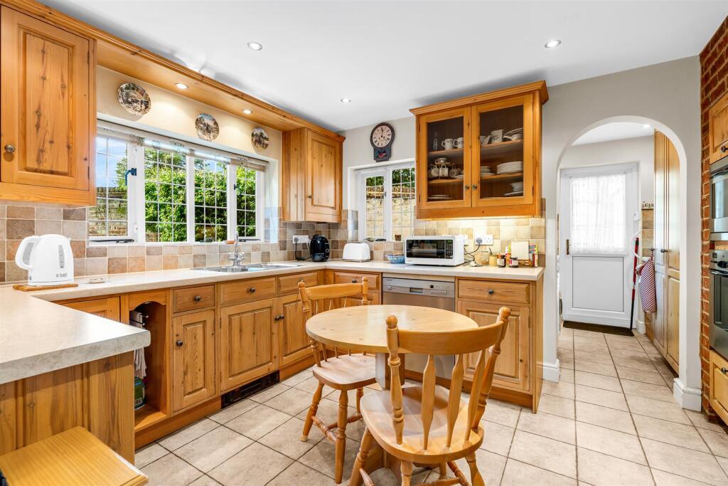 Additional image 5 of Wendover Court, Welwyn