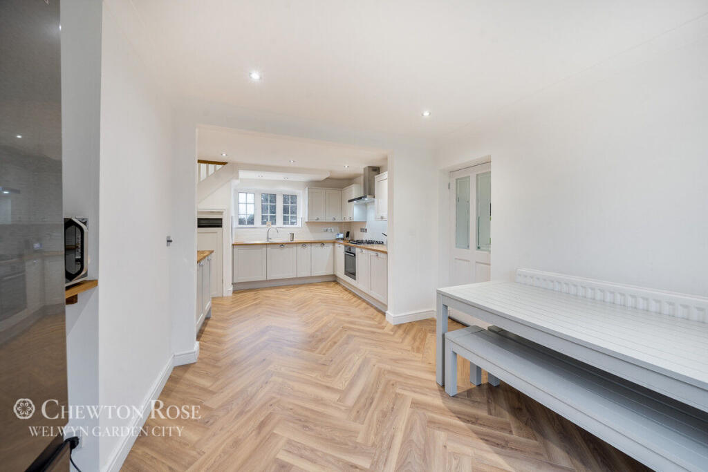 Additional image 6 of Manor Road, ST ALBANS