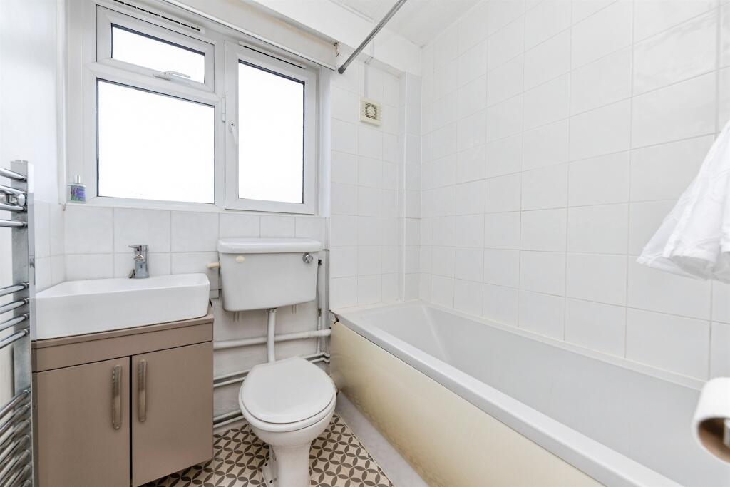 Additional image 13 of Windsor Road, Welwyn