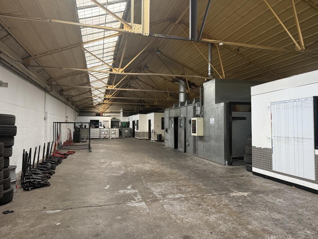 Additional image 4 of Unit 3, Beech Industrial Centre, Porters Wood, St. Albans, Hertfordshire, AL3 6PQ