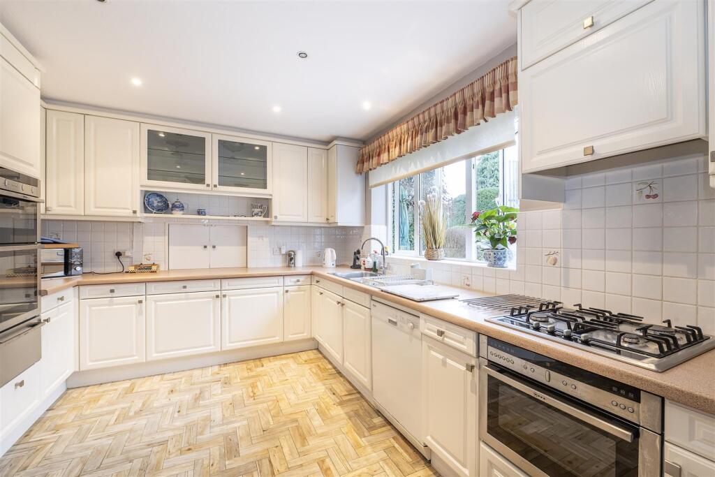 Additional image 13 of Barns Dene, Harpenden