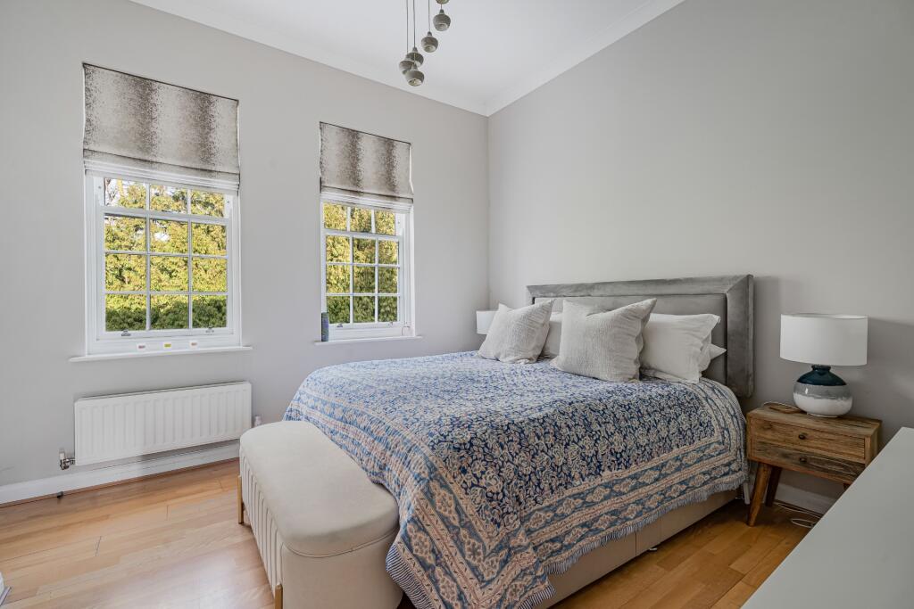 Additional image 5 of Beningfield Drive, Napsbury Park, AL2