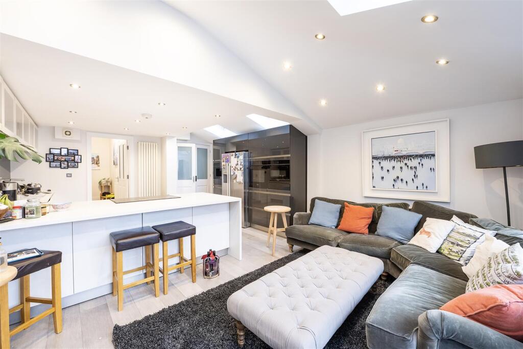 Additional image 3 of Cowper Road, Harpenden