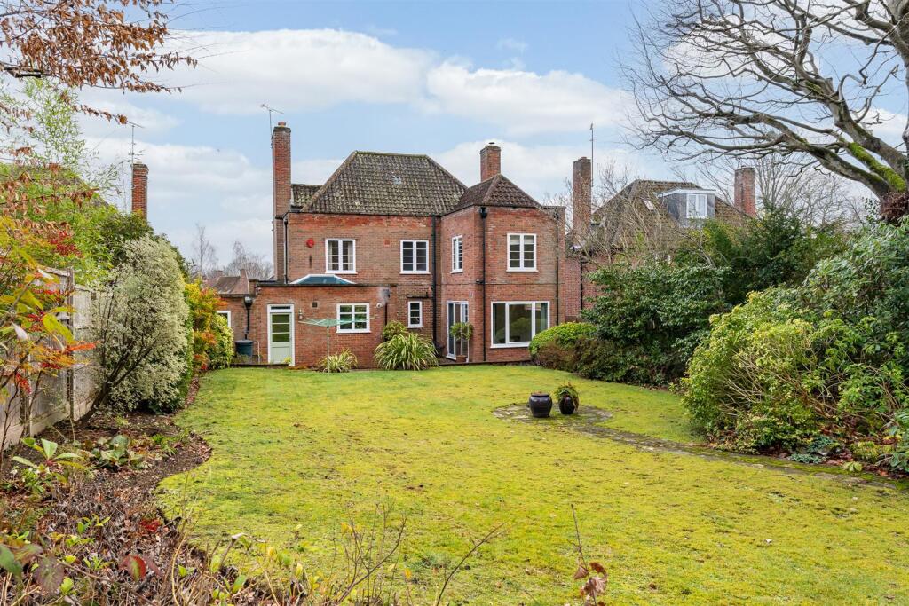 Additional image 24 of Mandeville Rise, Welwyn Garden City