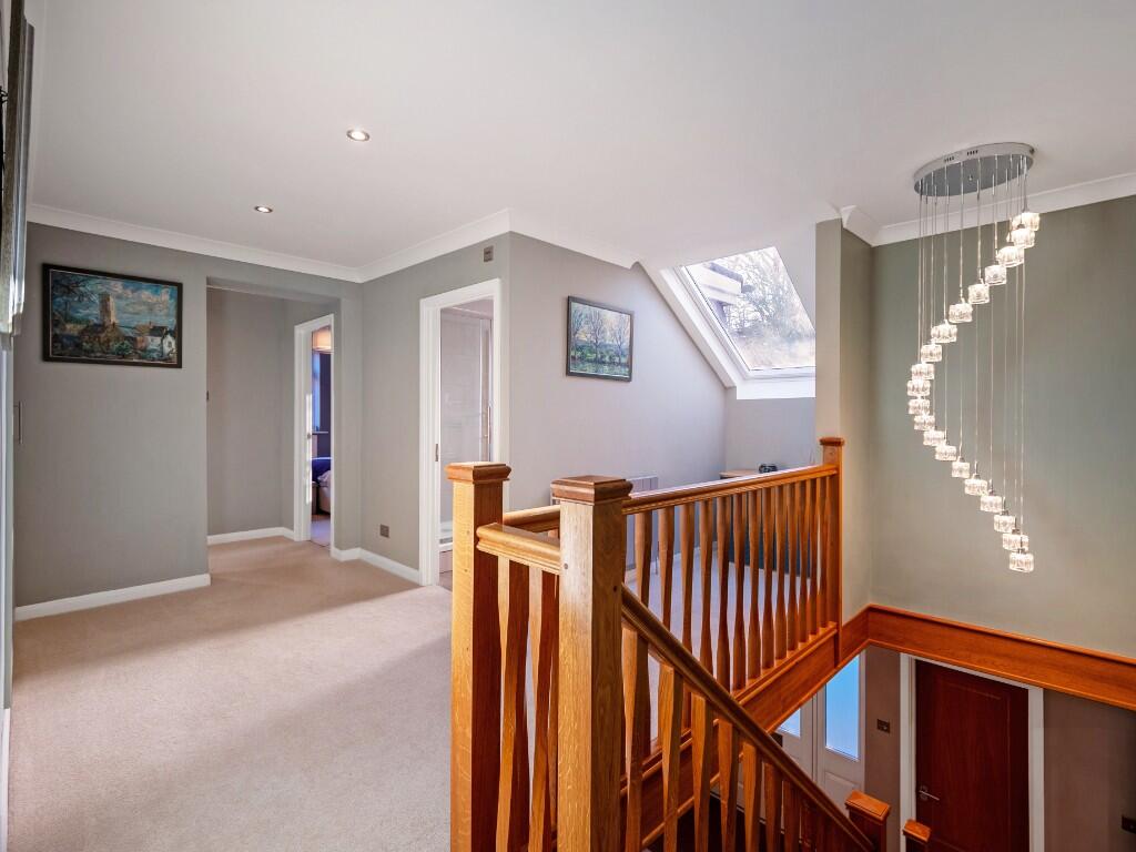 Additional image 21 of Fairway Close, Harpenden, Hertfordshire, AL5