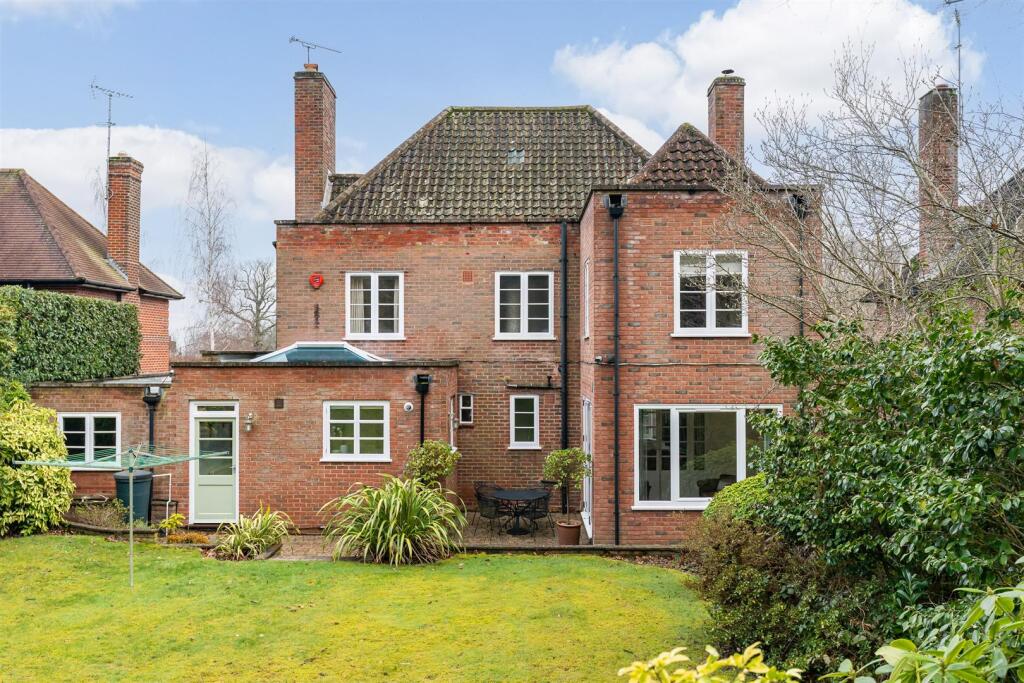 Additional image 23 of Mandeville Rise, Welwyn Garden City