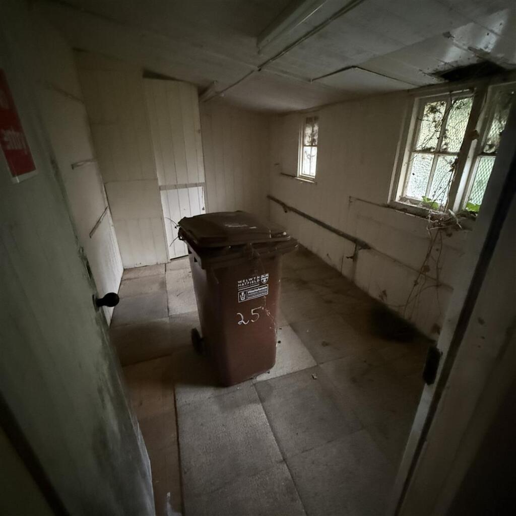 Additional image 10 of St. Albans Road East, Hatfield