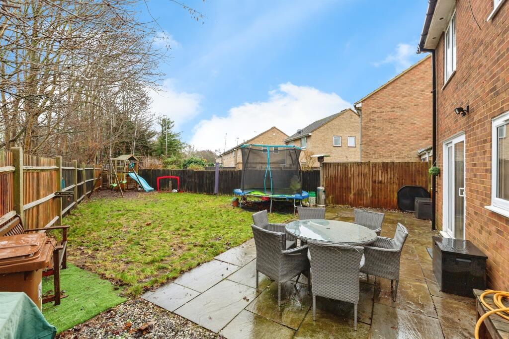 Additional image 12 of Lords Wood, Welwyn Garden City