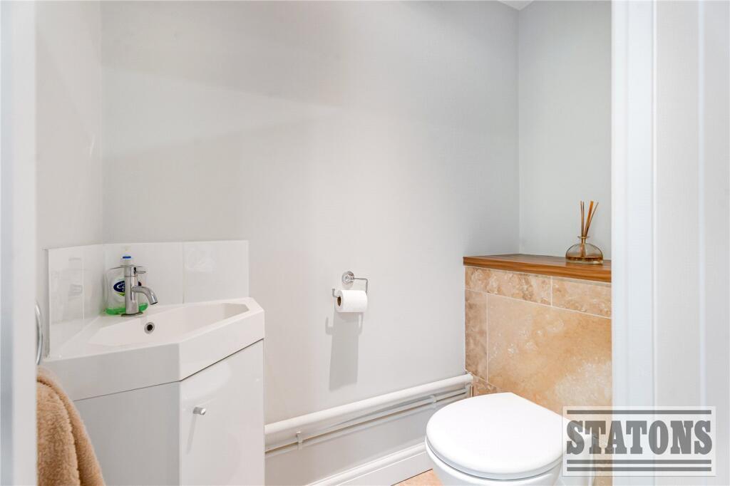 Additional image 27 of Upland Drive, Brookmans Park, Hatfield, Hertfordshire, AL9